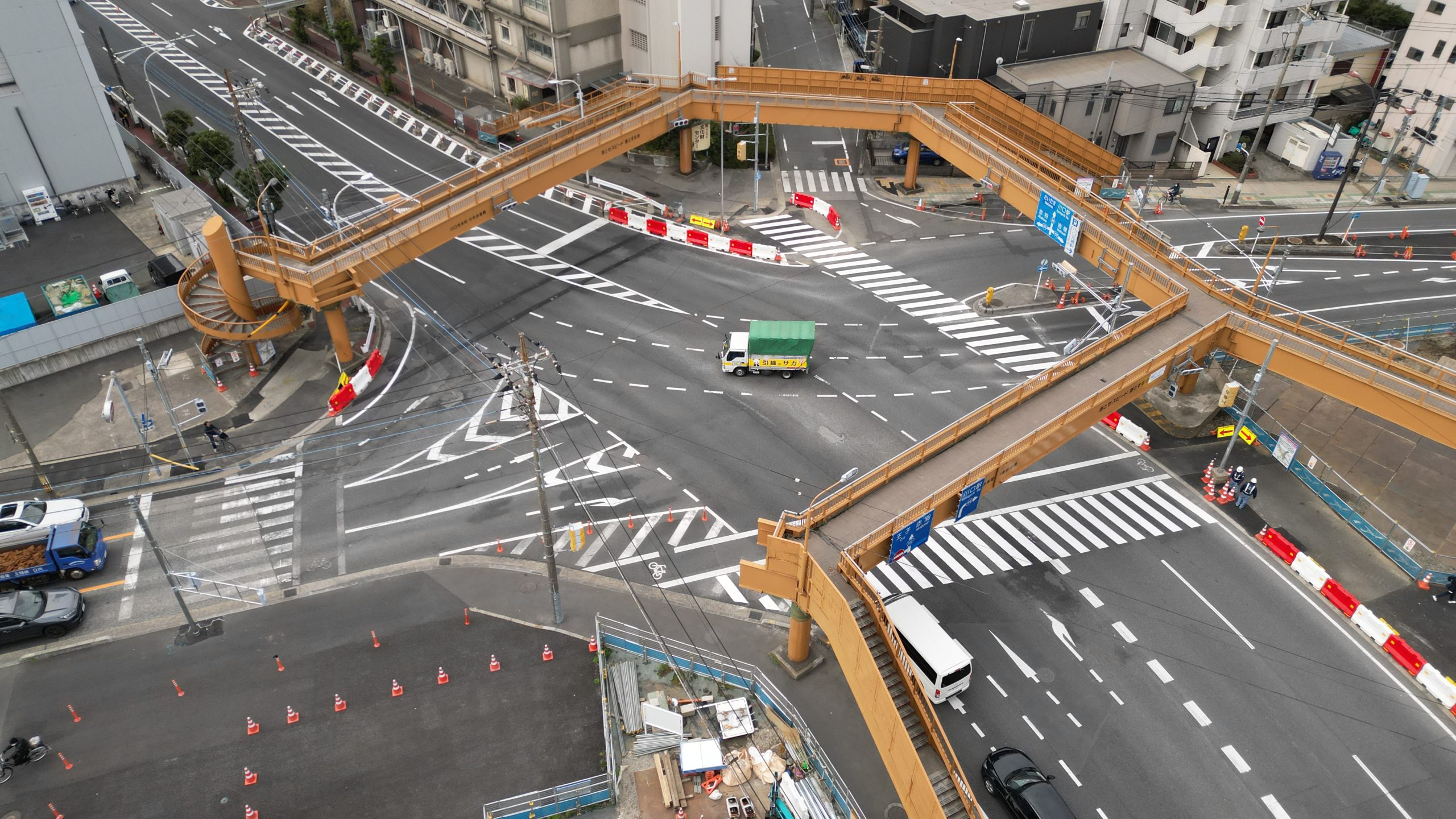 総A除）街路改良工事（歩道橋下部工）