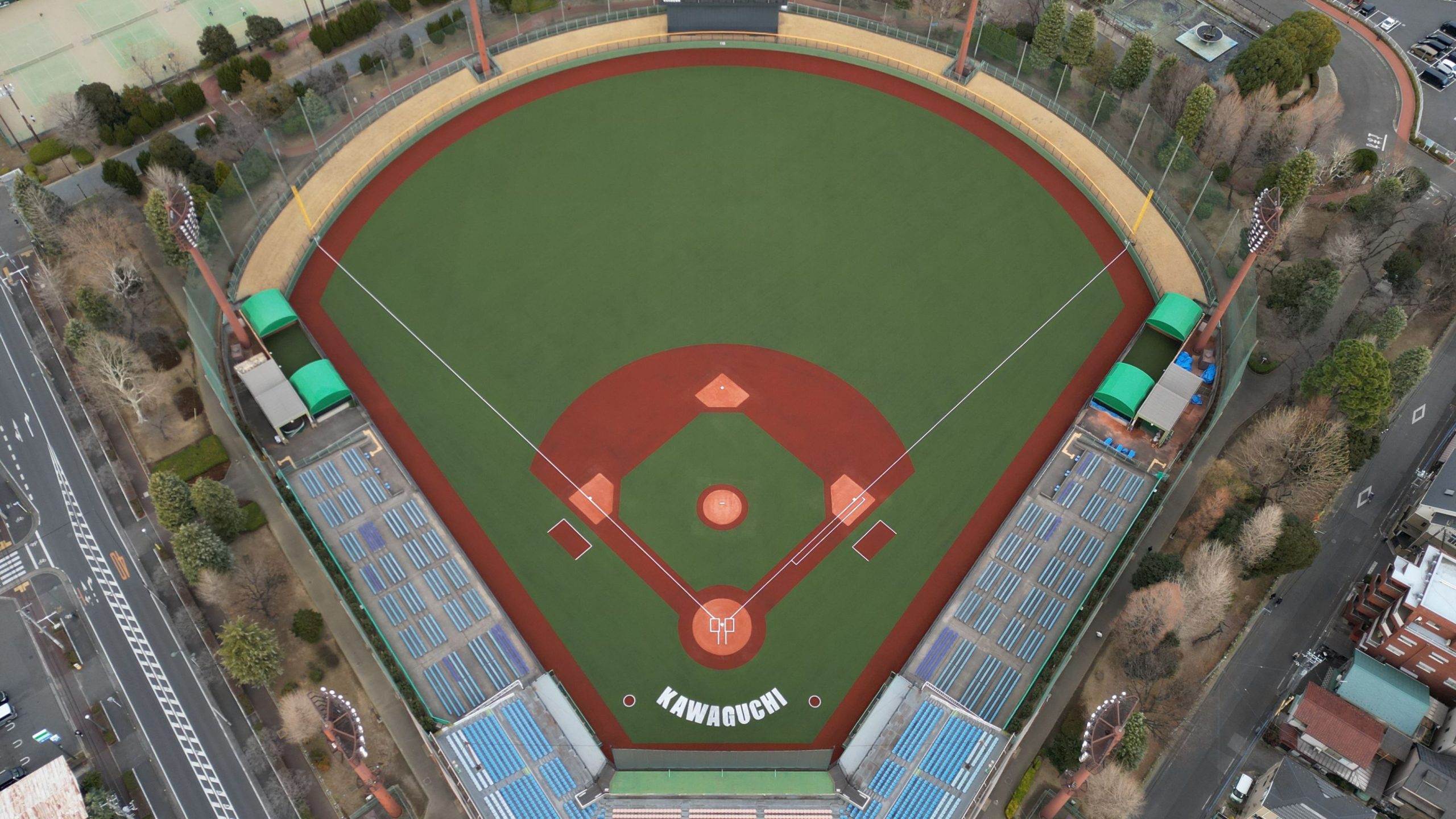 青木町公園総合運動場野球場人工芝改修工事